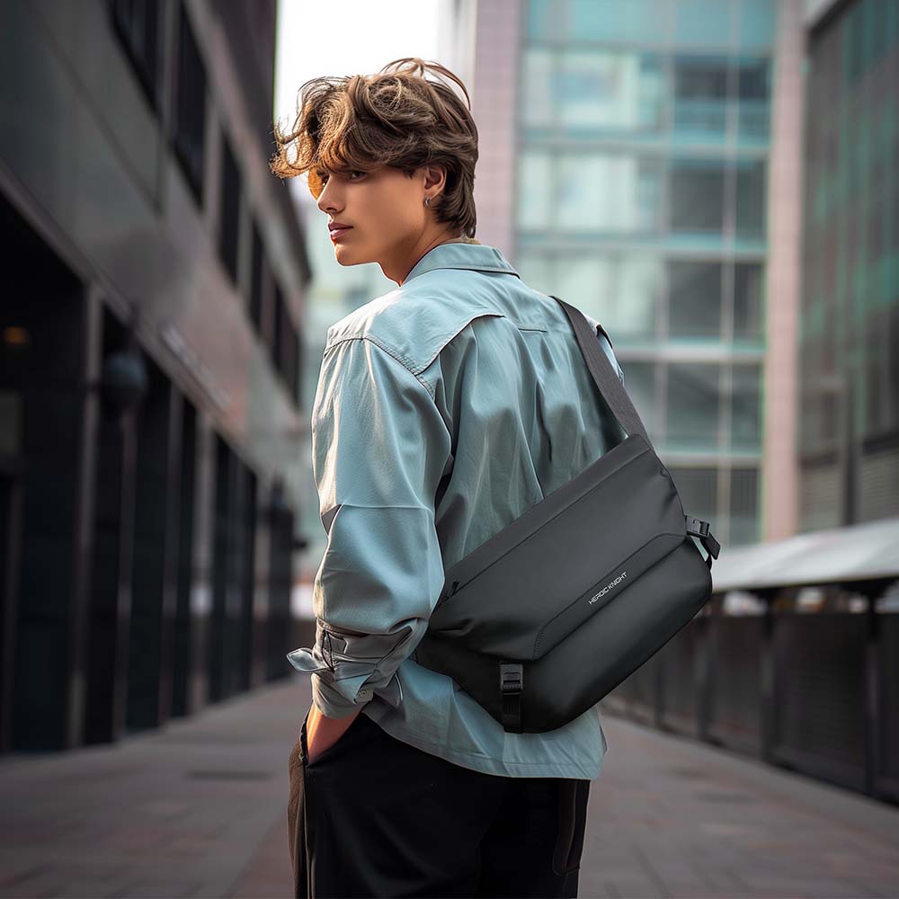 HK Water Repellent Messenger B - Hydration Pack Outdoor recensie en prijs